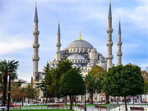 İstanbul Hakkında Bilmeniz Gereken Tarihi Bilgiler ve Görülmesi Gerekenler