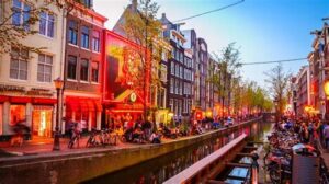 Bir Amsterdamlı Olarak Gezi Rehberi ve Tüm Sırlar